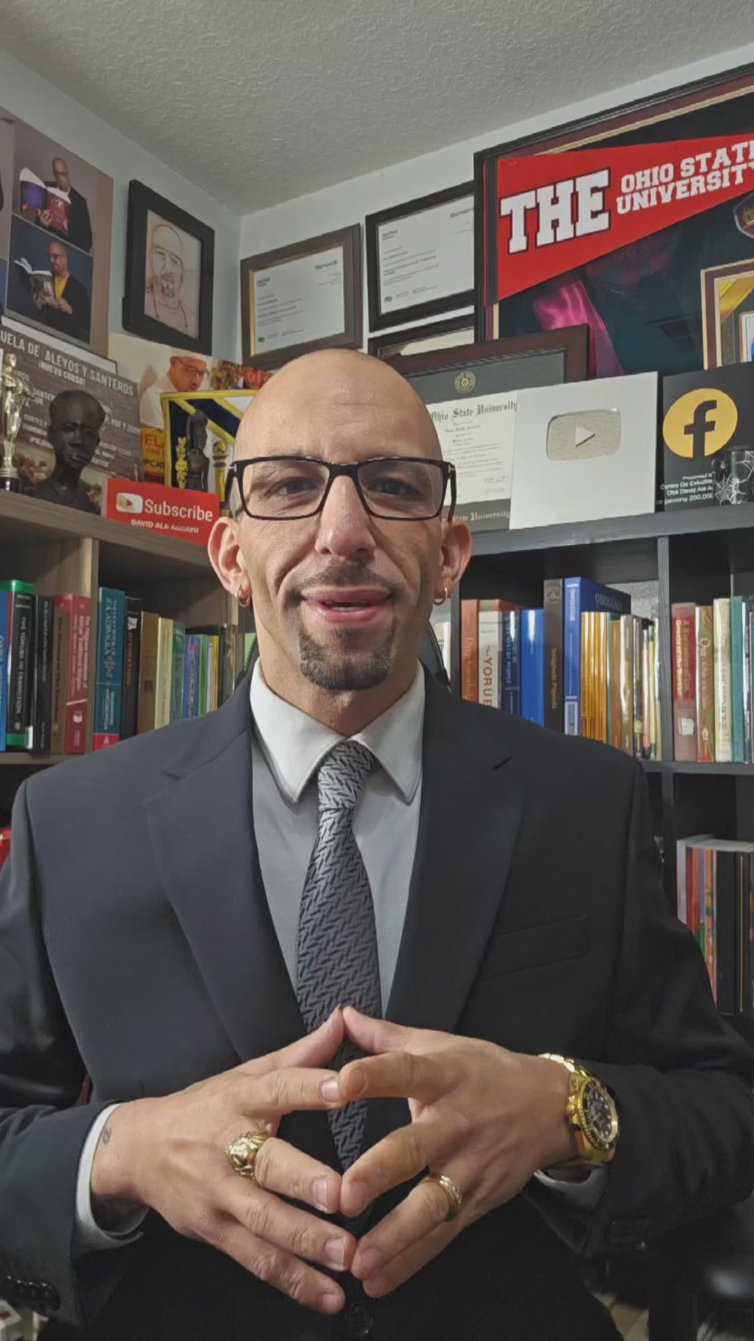 Cargar video: